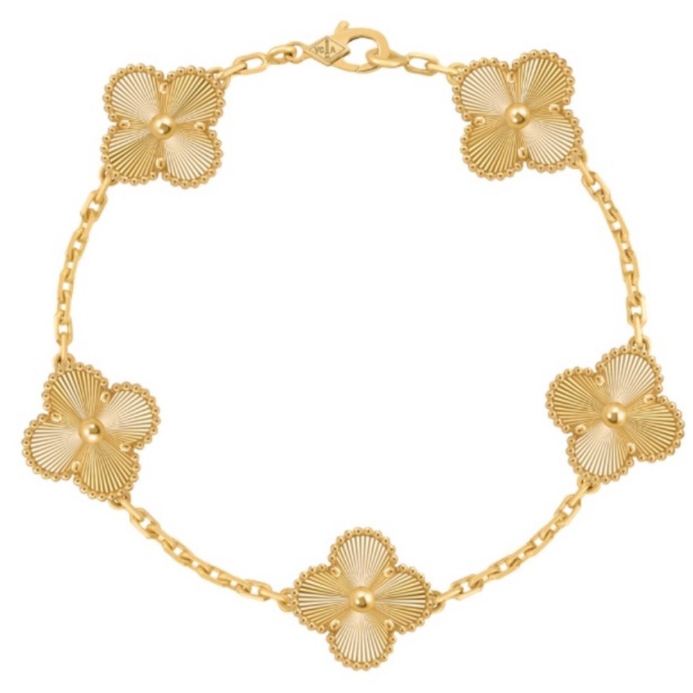 Luxurious 5 Motifs Gold Clover Bracelet — NEW